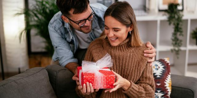 Quel-bijou-pour-noel-offrir-aux-femmes